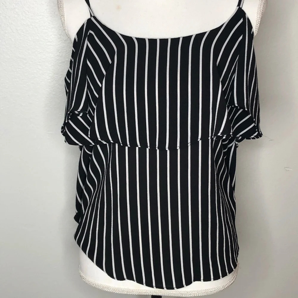 Bobeau tank top size small black and white stripes